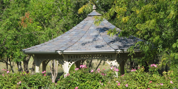 Image of a davinci composite roof amidst greenery